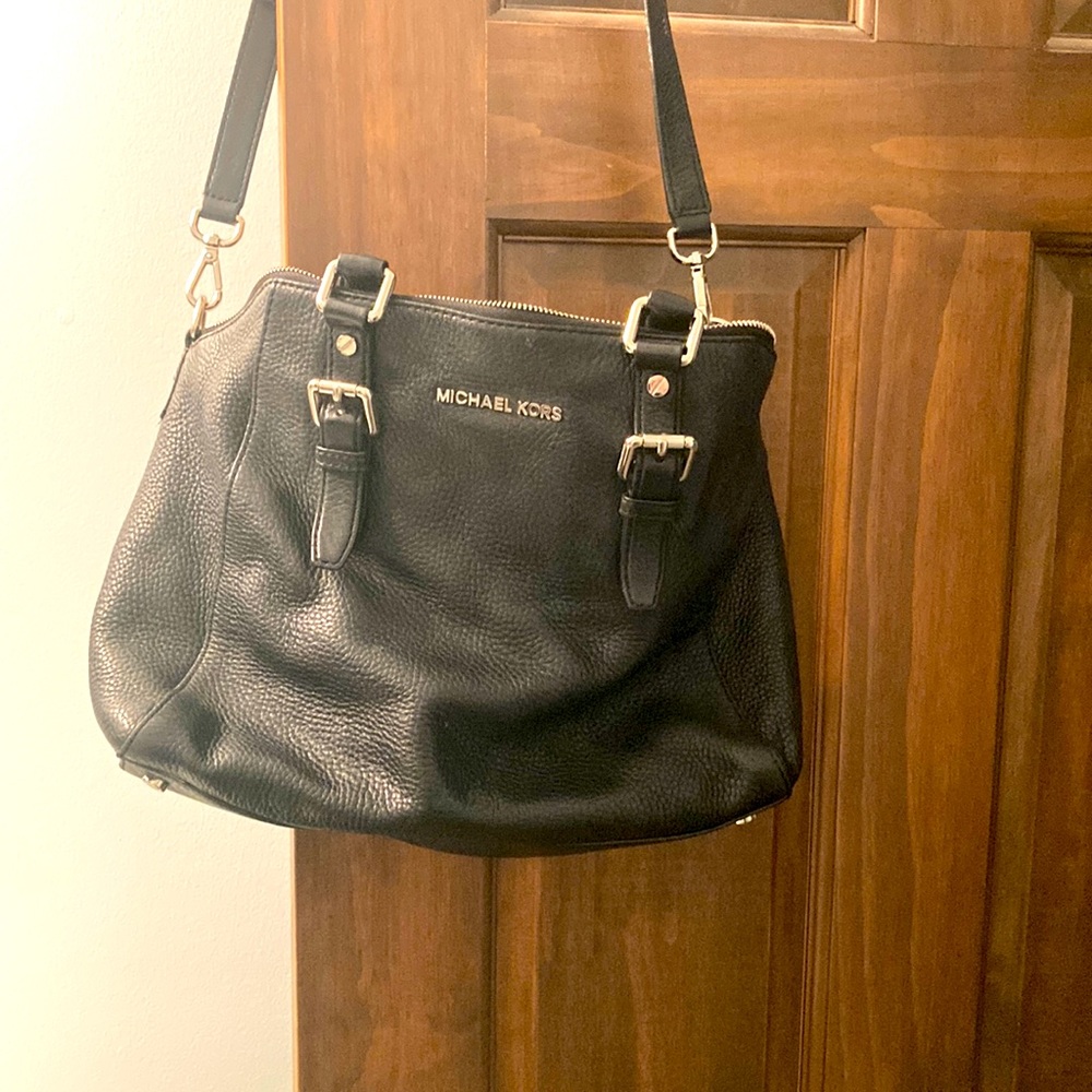 Preloved MK purse/ crossover